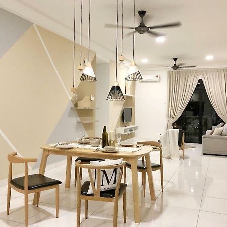 Johor Bahru Paradigm Leplatino Homestay Dış mekan fotoğraf